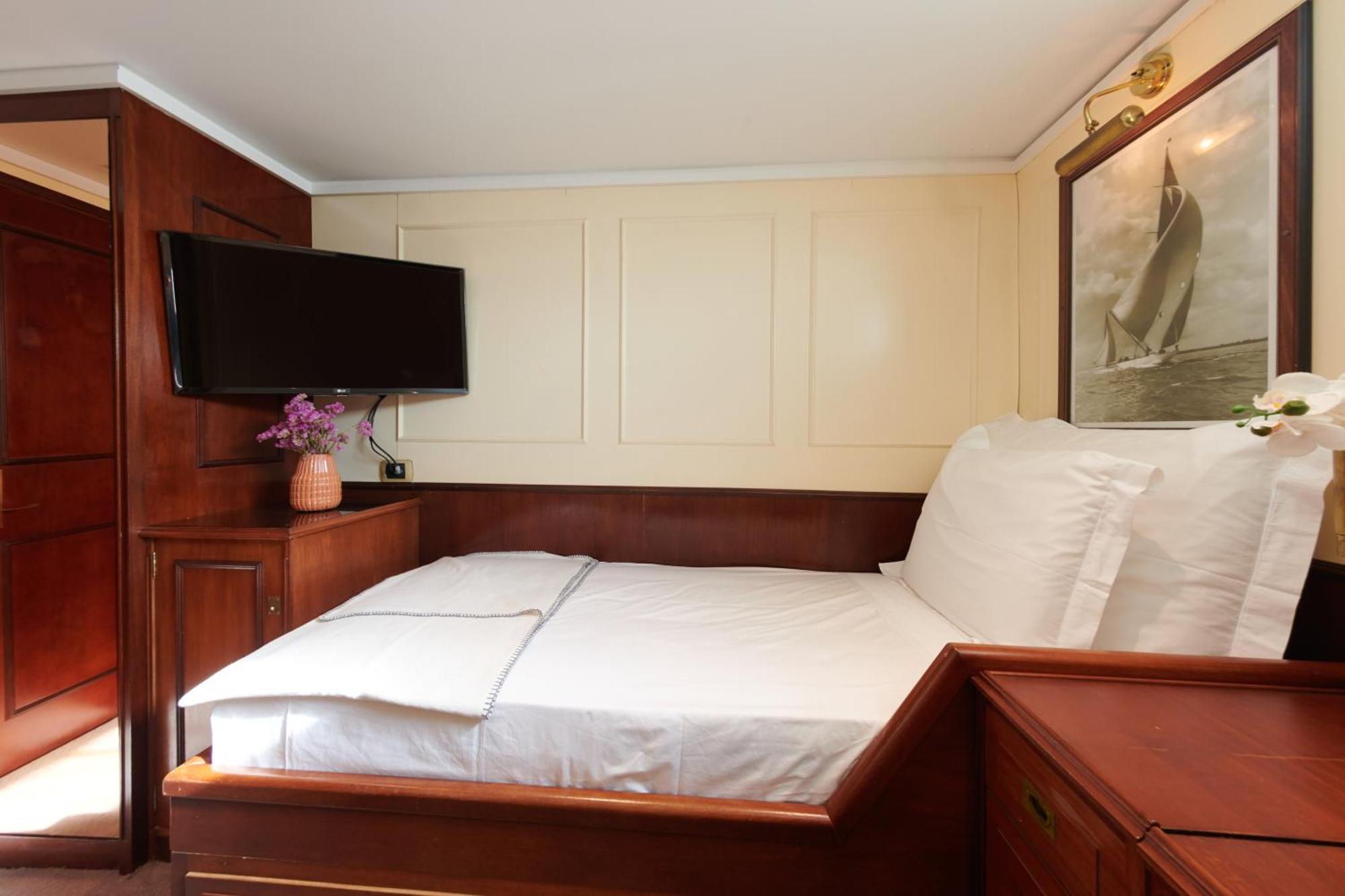 Costa Do Sal Hotel Boat Lounge Aveiro Exterior photo